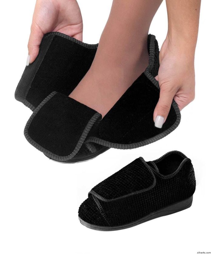 Extra wide fit shoes