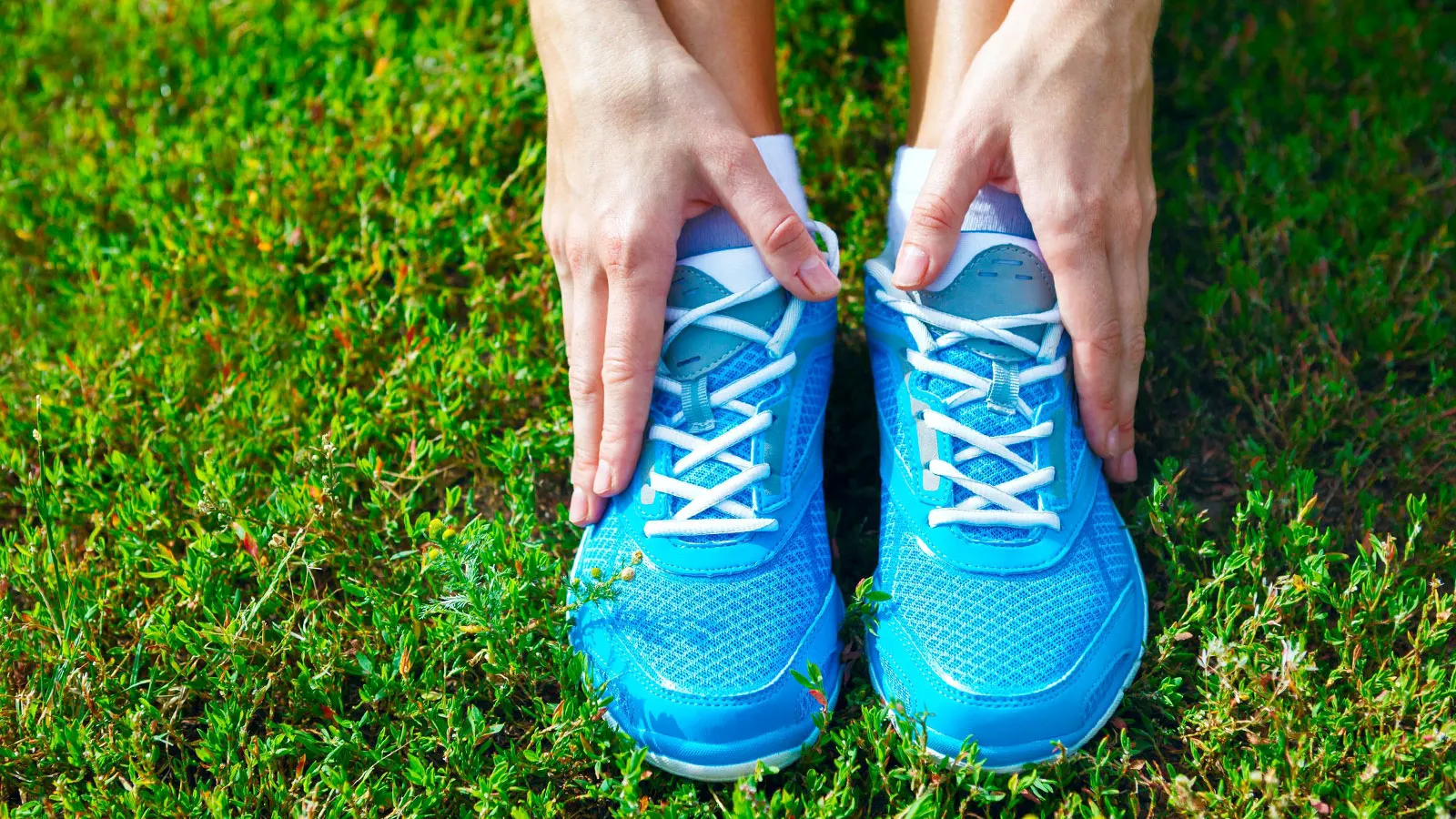 running shoes for underpronation mens