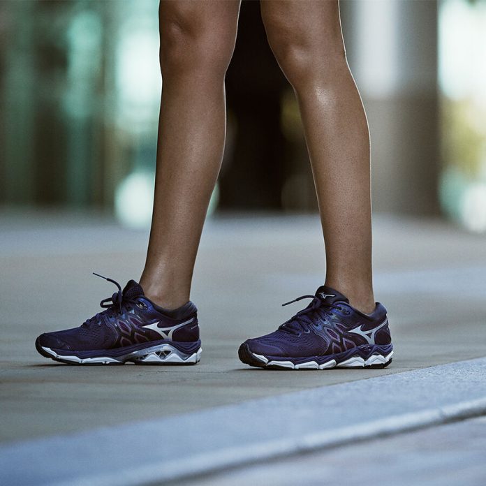 running shoes for underpronation mens