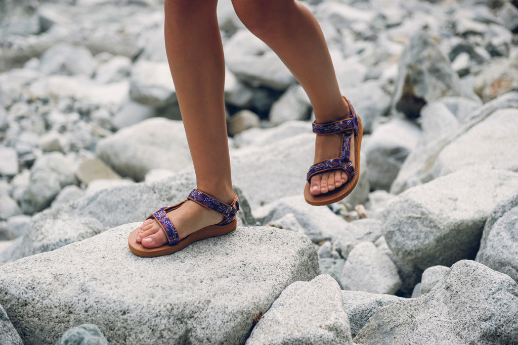 sandals for bunion
