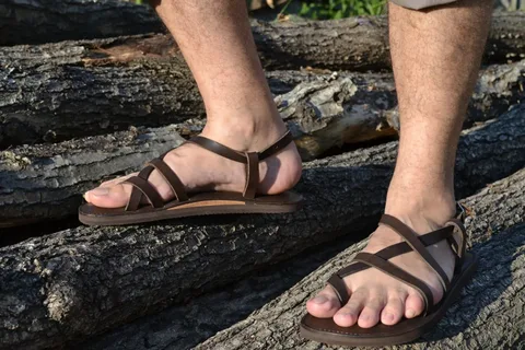 best sandals for seniors