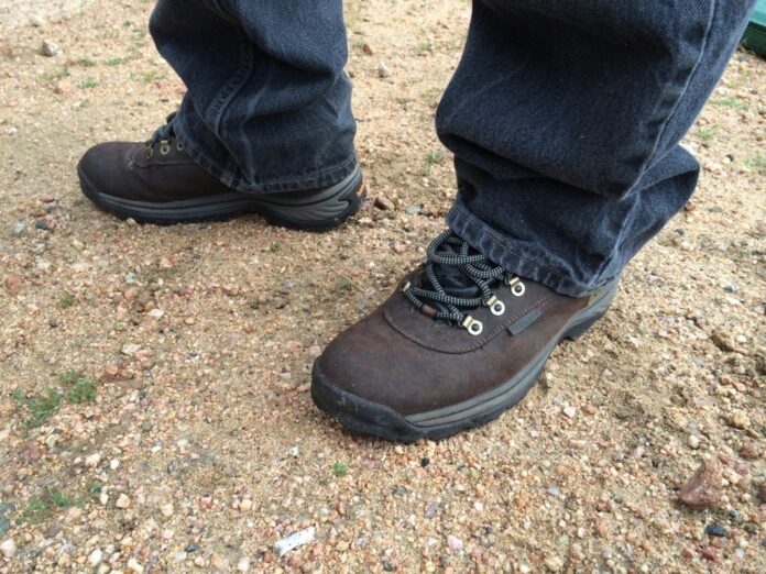 diabetic steel toe shoes