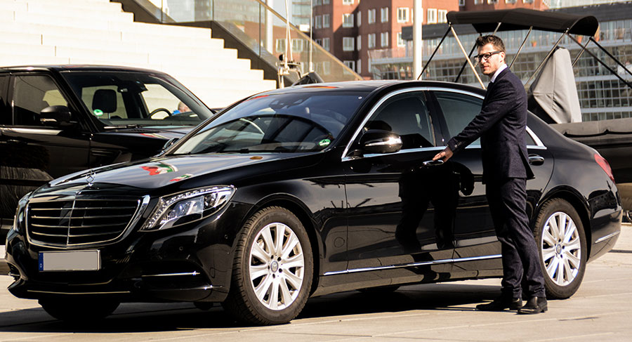 Luxury car rentals Brisbane