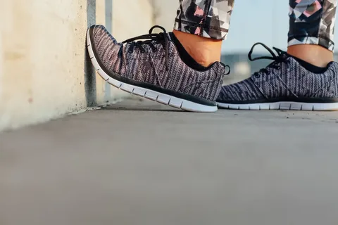  underpronation running shoes